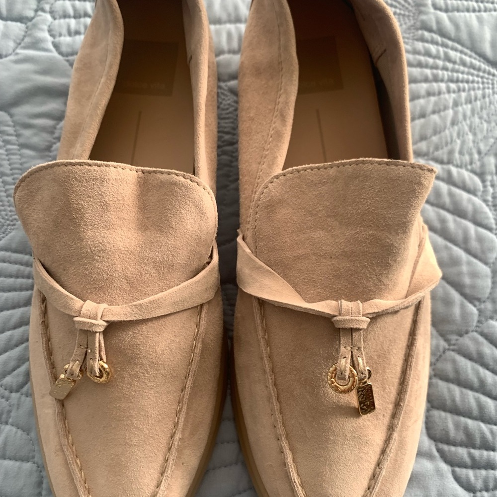 Dolce Vita Taupe Suede loafers